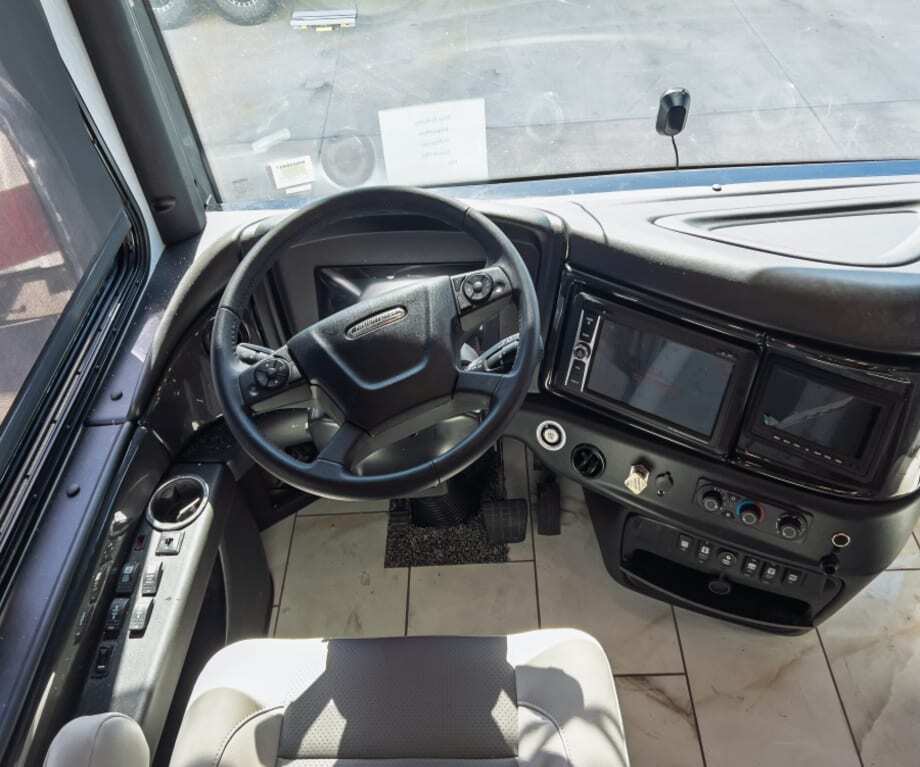 2027 Fleetwood DISCOVERY LXE 44S-LXE in mesa AZ