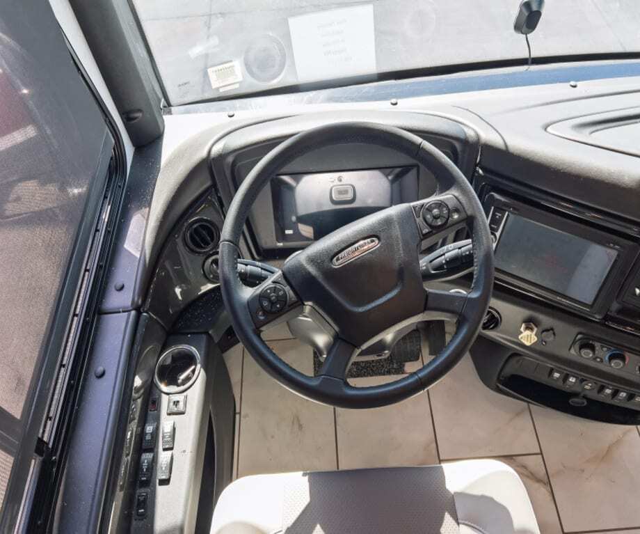 2027 Fleetwood DISCOVERY LXE 44S-LXE in mesa AZ