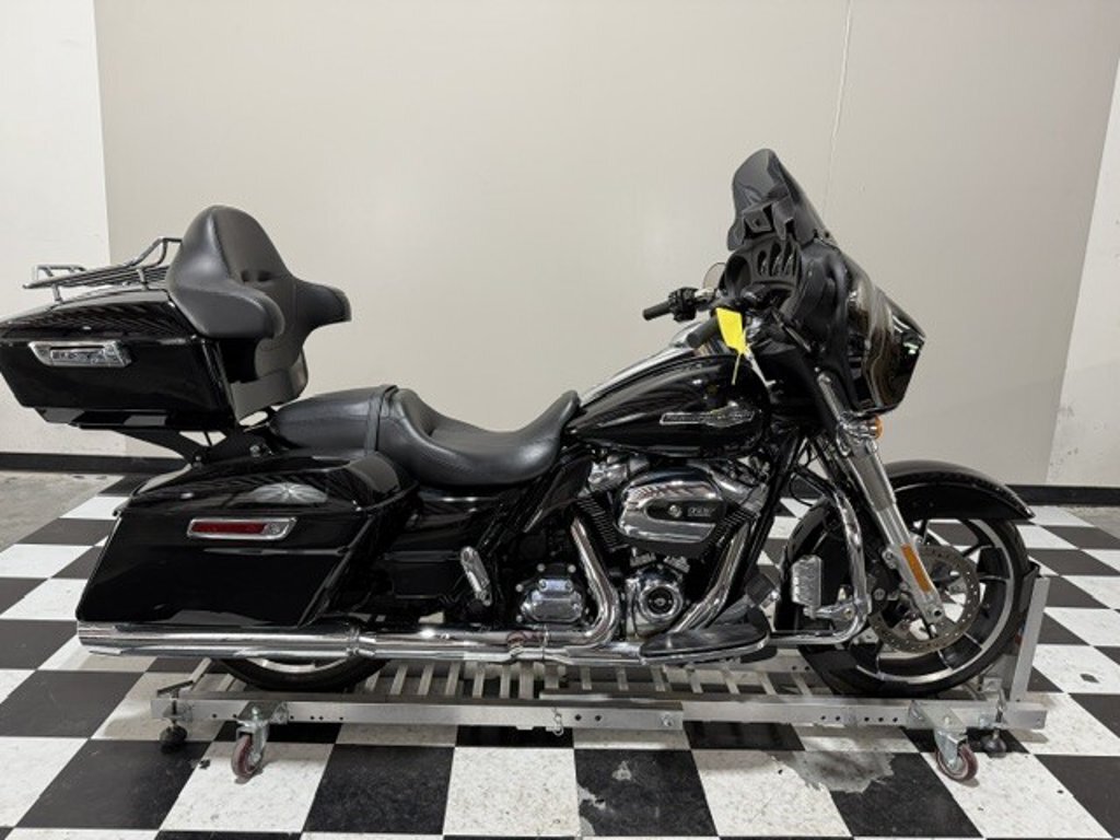 2023 Street Glide in Durham, NC