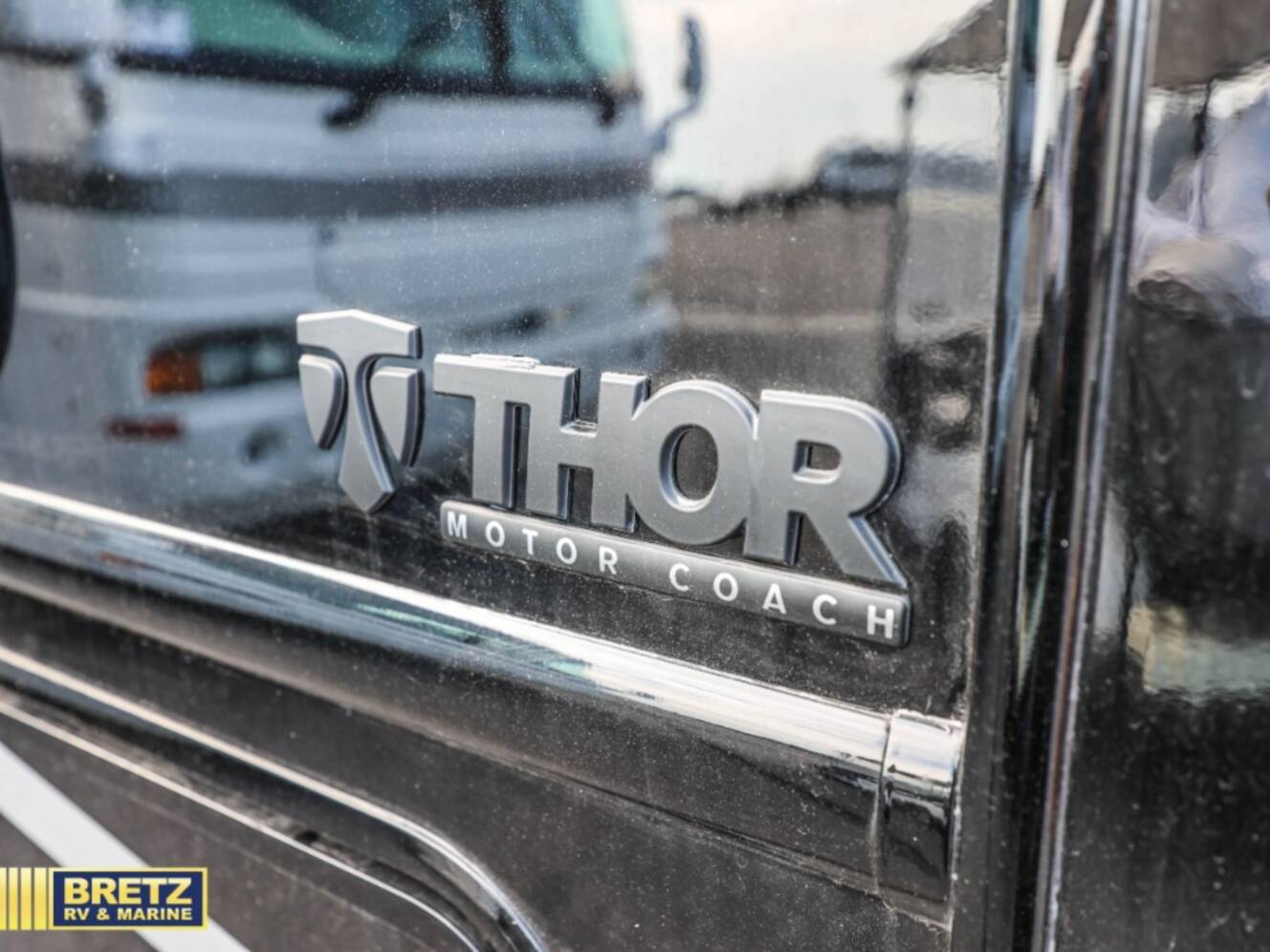 A photo of this 2027 Thor Motor Coach Palazzo GT 33.6