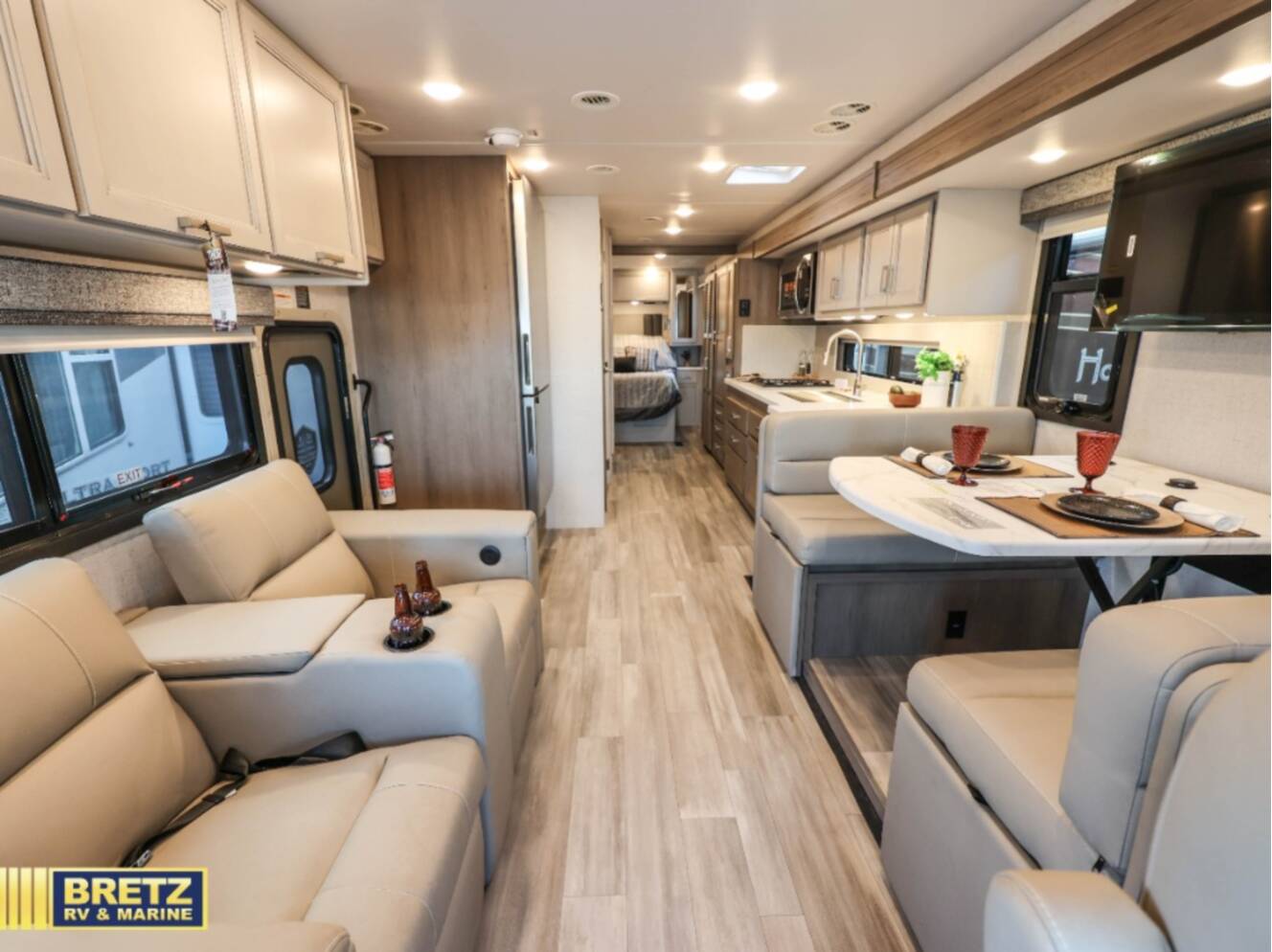 A photo of this 2027 Thor Motor Coach Palazzo GT 33.6
