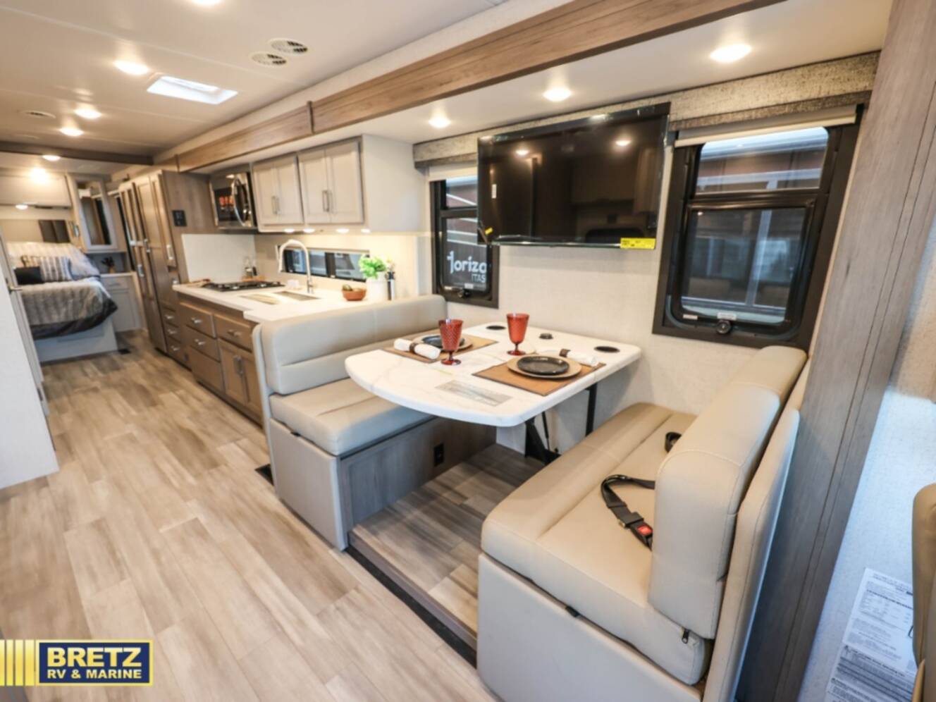A photo of this 2027 Thor Motor Coach Palazzo GT 33.6