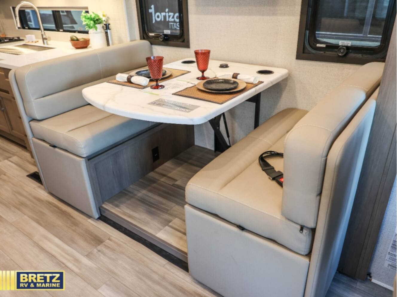 A photo of this 2027 Thor Motor Coach Palazzo GT 33.6