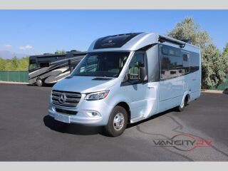 2020 LEISURE TRAVEL UNITY U24FX