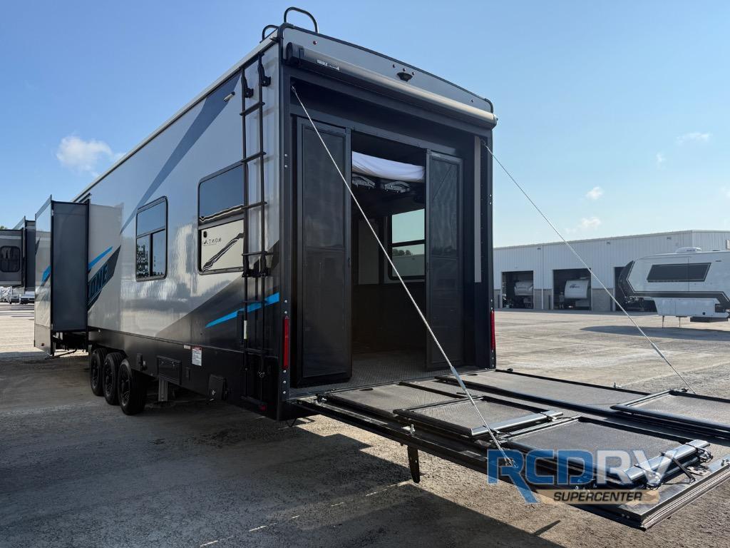2025 Heartland Cyclone 4118 Fifth Wheel Toy Hauler RV
