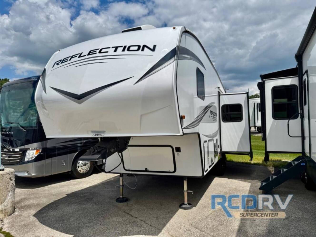 A photo of this 2024 Grand Design Reflection 100 Series 28RL