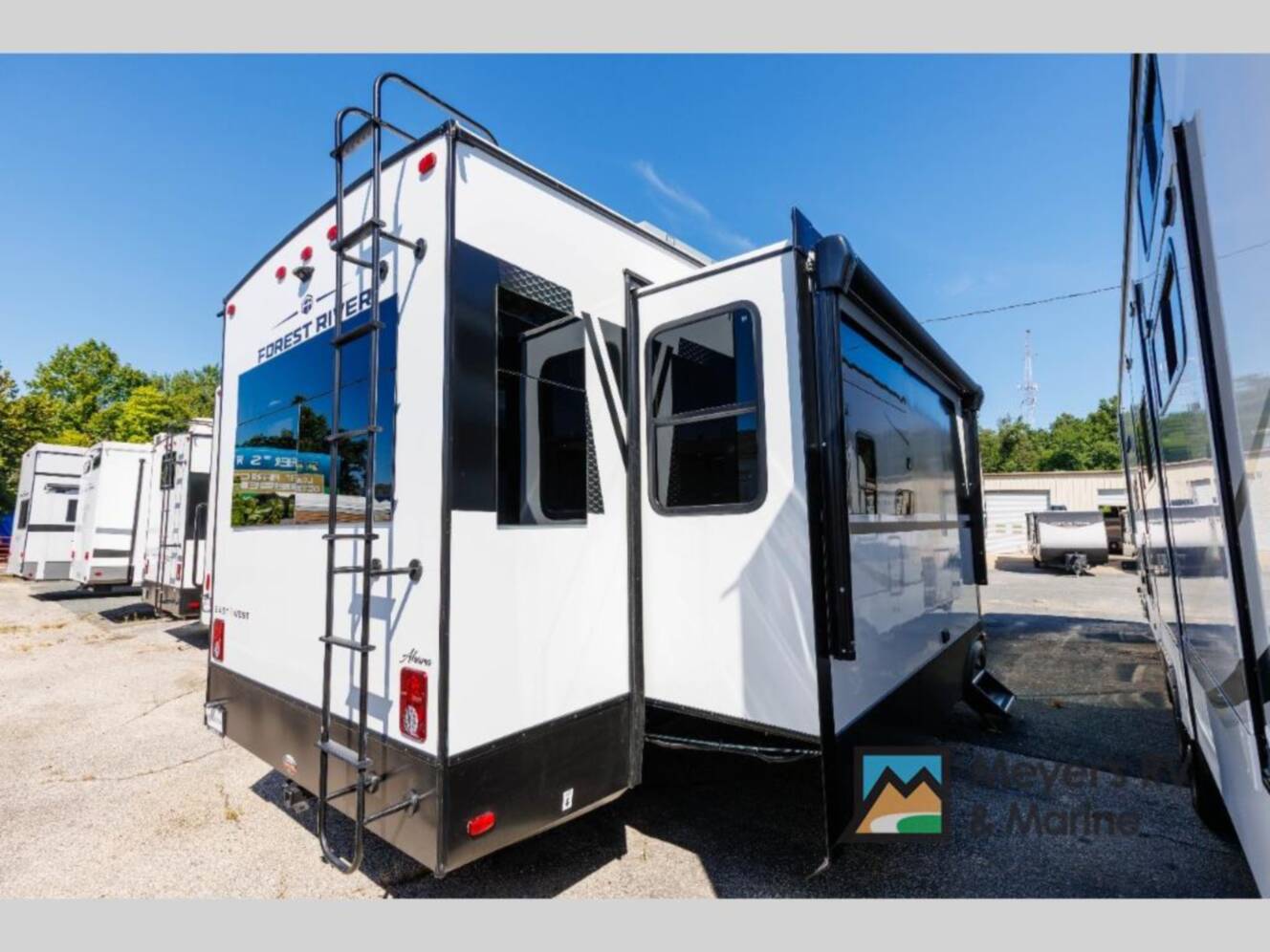 A photo of this 2026 East To West Ahara 383UR