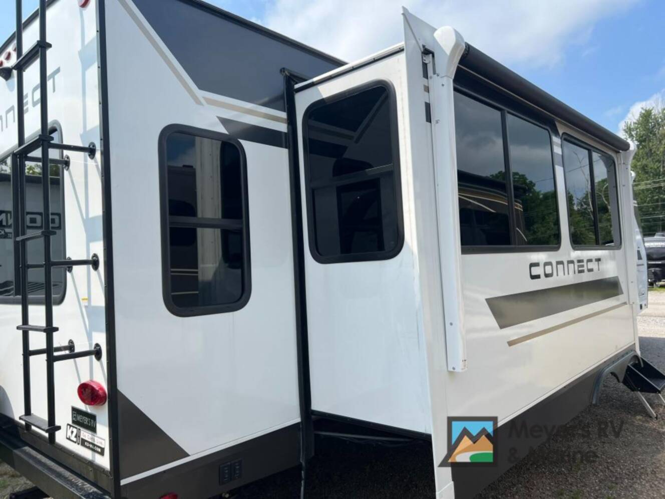 A photo of this 2026 Kz Connect C313MK