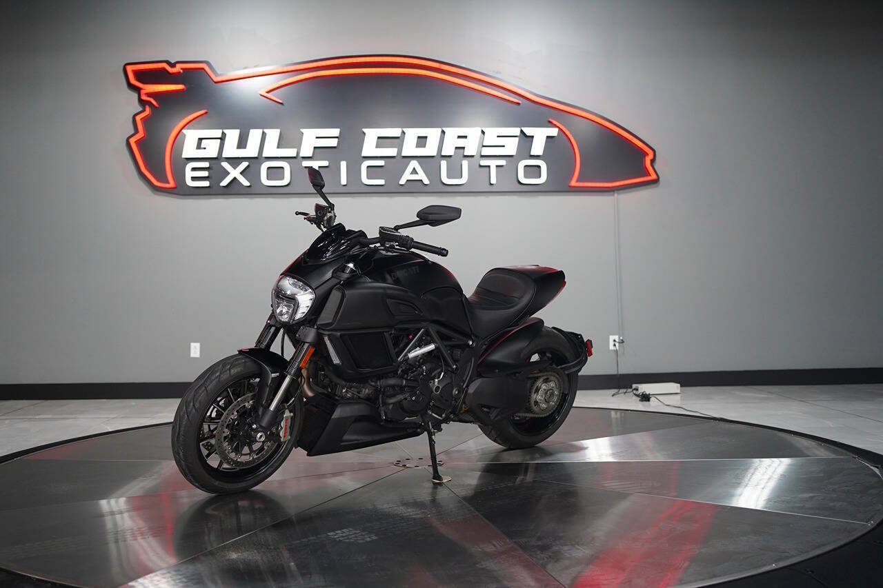 2016 Ducati Diavel Dark Stealth in Gulfport, MS