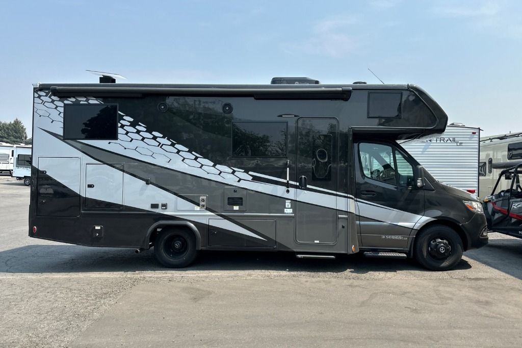 2027 Dynamax isata 3 24TW in boise ID