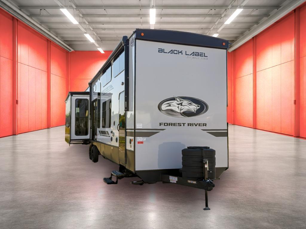 2027 Forest River Rv Cherokee Timberwolf 39JM-BL in dewitt MI