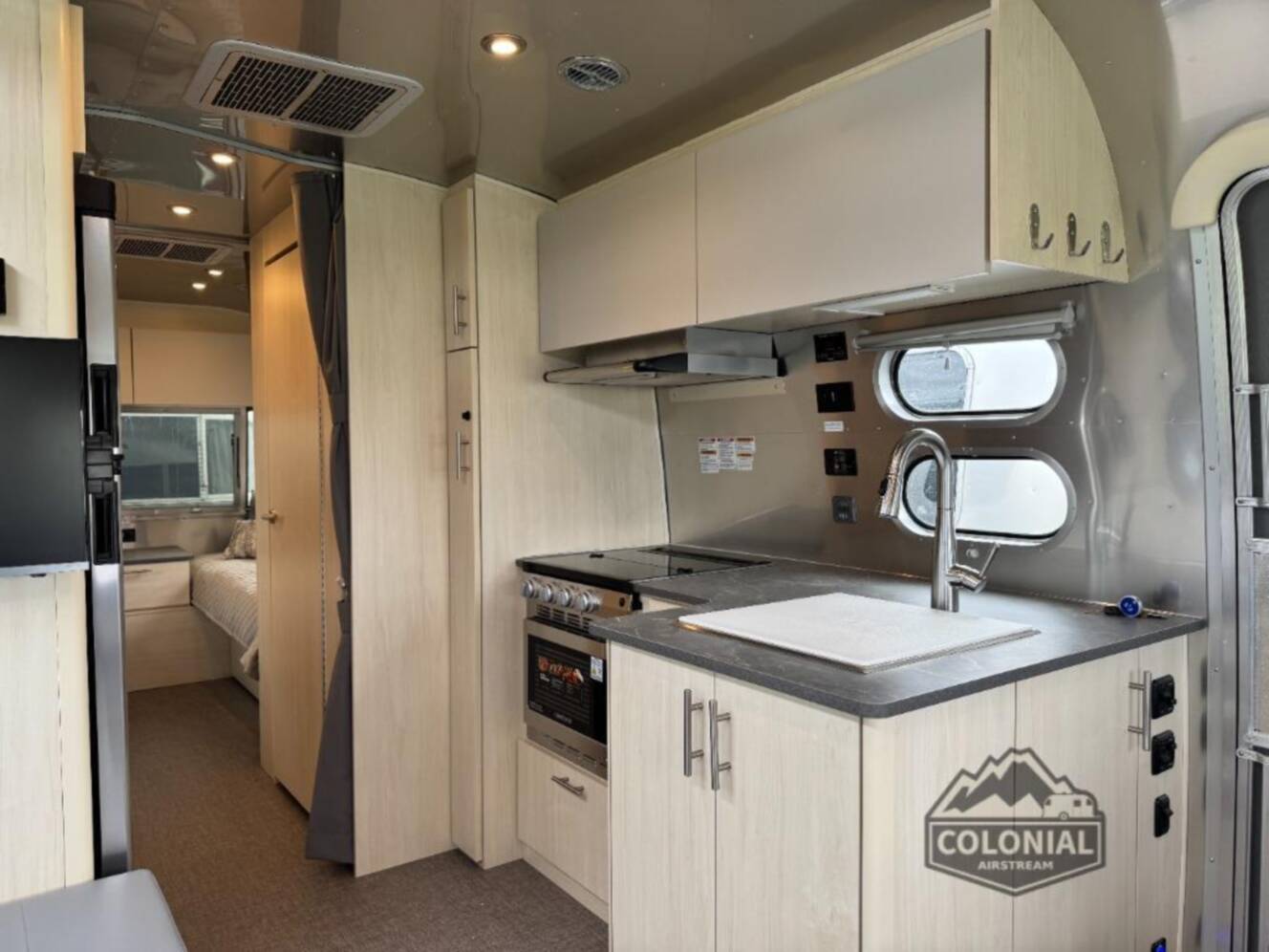 A photo of this 2026 Airstream Flying Cloud 25FBT Twin Hatch