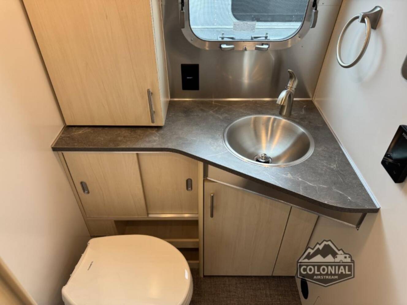 A photo of this 2026 Airstream Flying Cloud 25FBT Twin Hatch