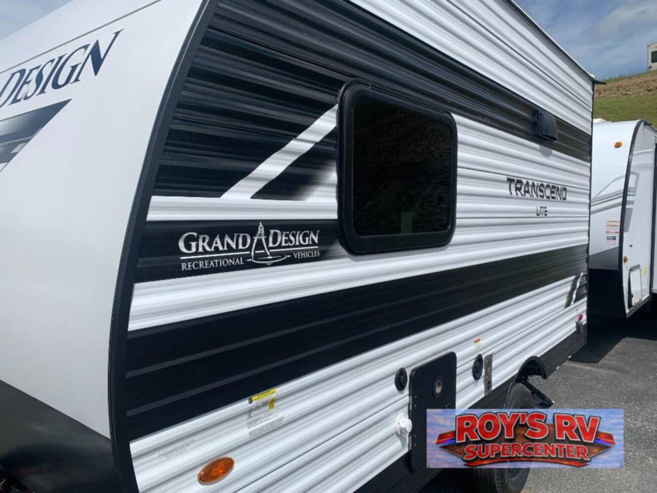 A photo of this 2027 Grand Design Transcend Lite 121RBL