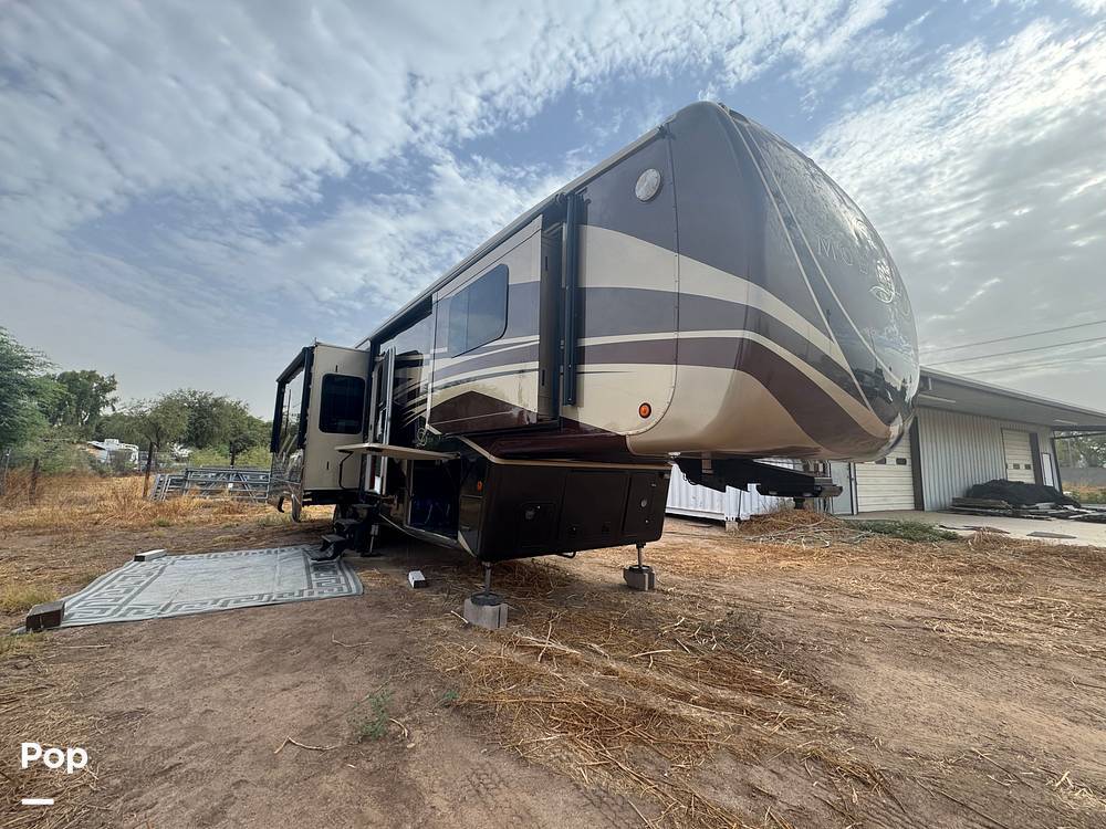 2017 DRV Mobile Suites 36RSSB3 in glendale AZ