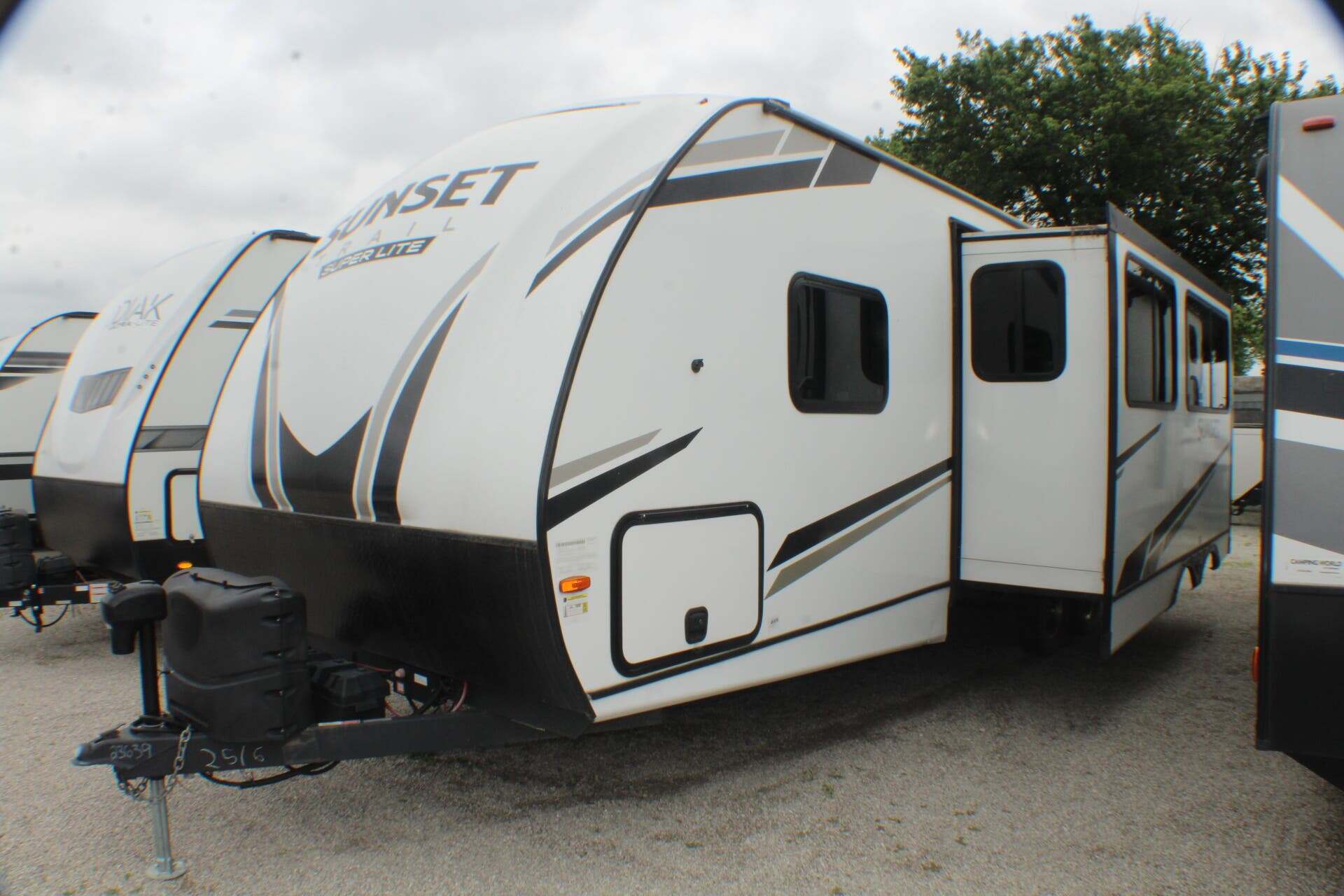 2022 Crossroads Sunset Trail Super Lite 253RB SS253RB in clyde OH