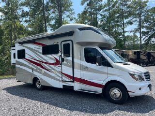 2017 TIFFIN MOTORHOMES WAYFARER 24 QW