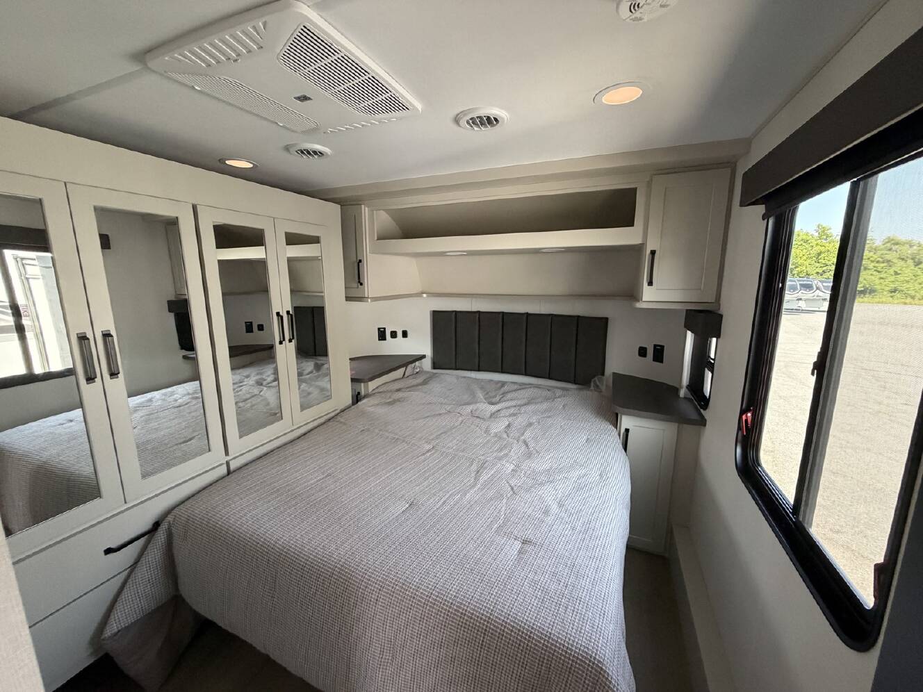 A photo of this 2027 Grand Design Momentum 350G