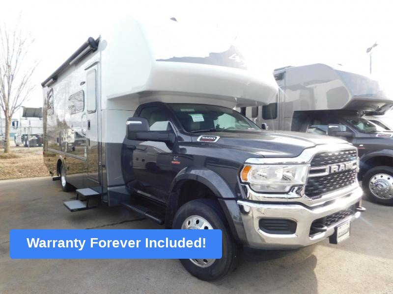 2025 Dynamax Isata 5 28SSD4X4 in christiana TN