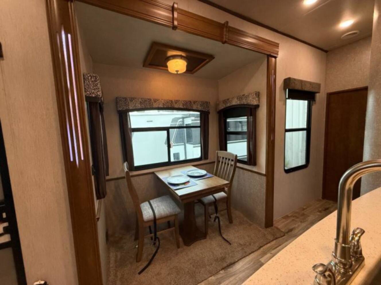 A photo of this 2019 Heartland Bighorn 39FL