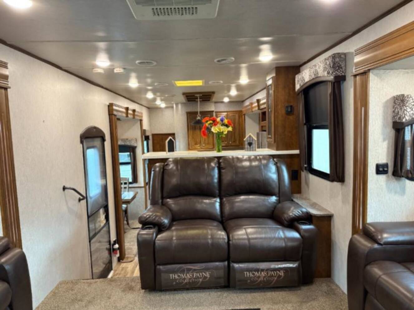 A photo of this 2019 Heartland Bighorn 39FL
