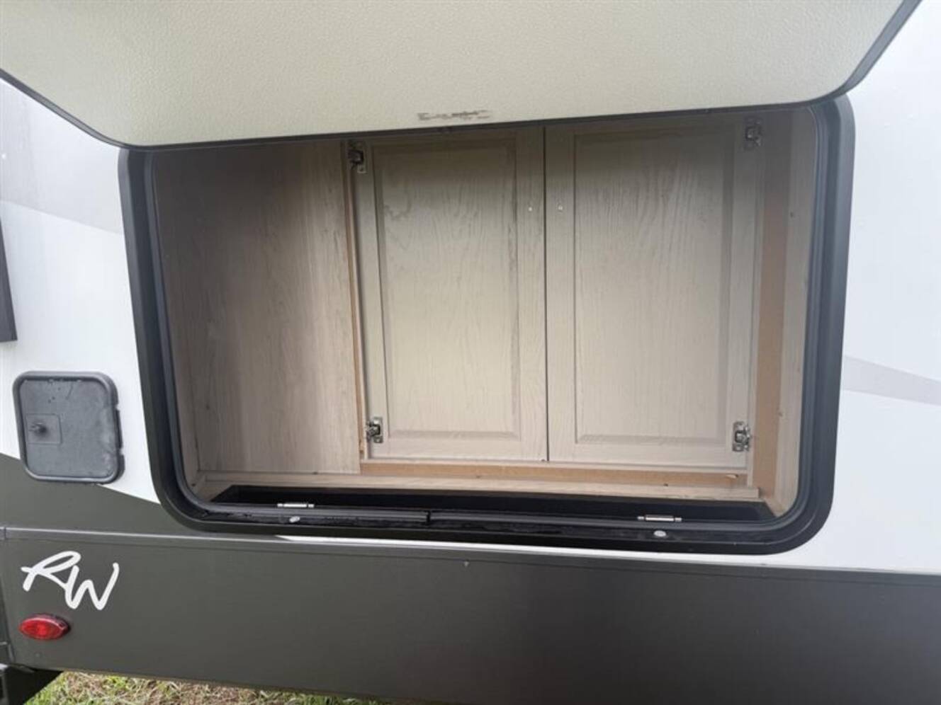 A photo of this 2025 Forest River ROCKWOOD SIGNATURE 8339FK