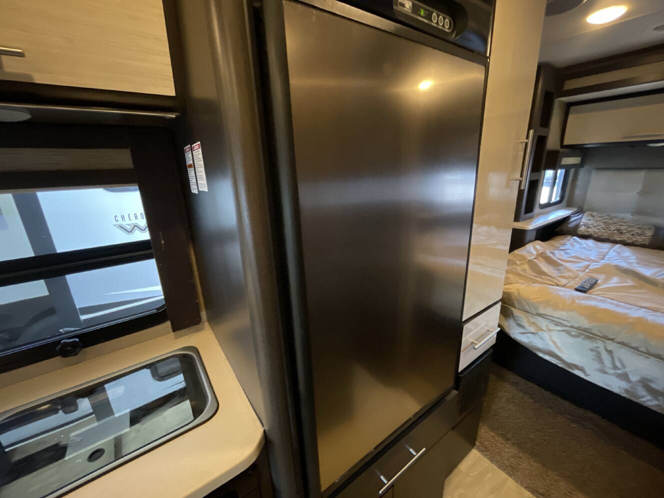 A photo of this 2016 Thor COMPASS 23TR