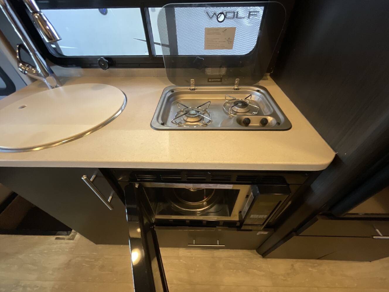 A photo of this 2016 Thor COMPASS 23TR