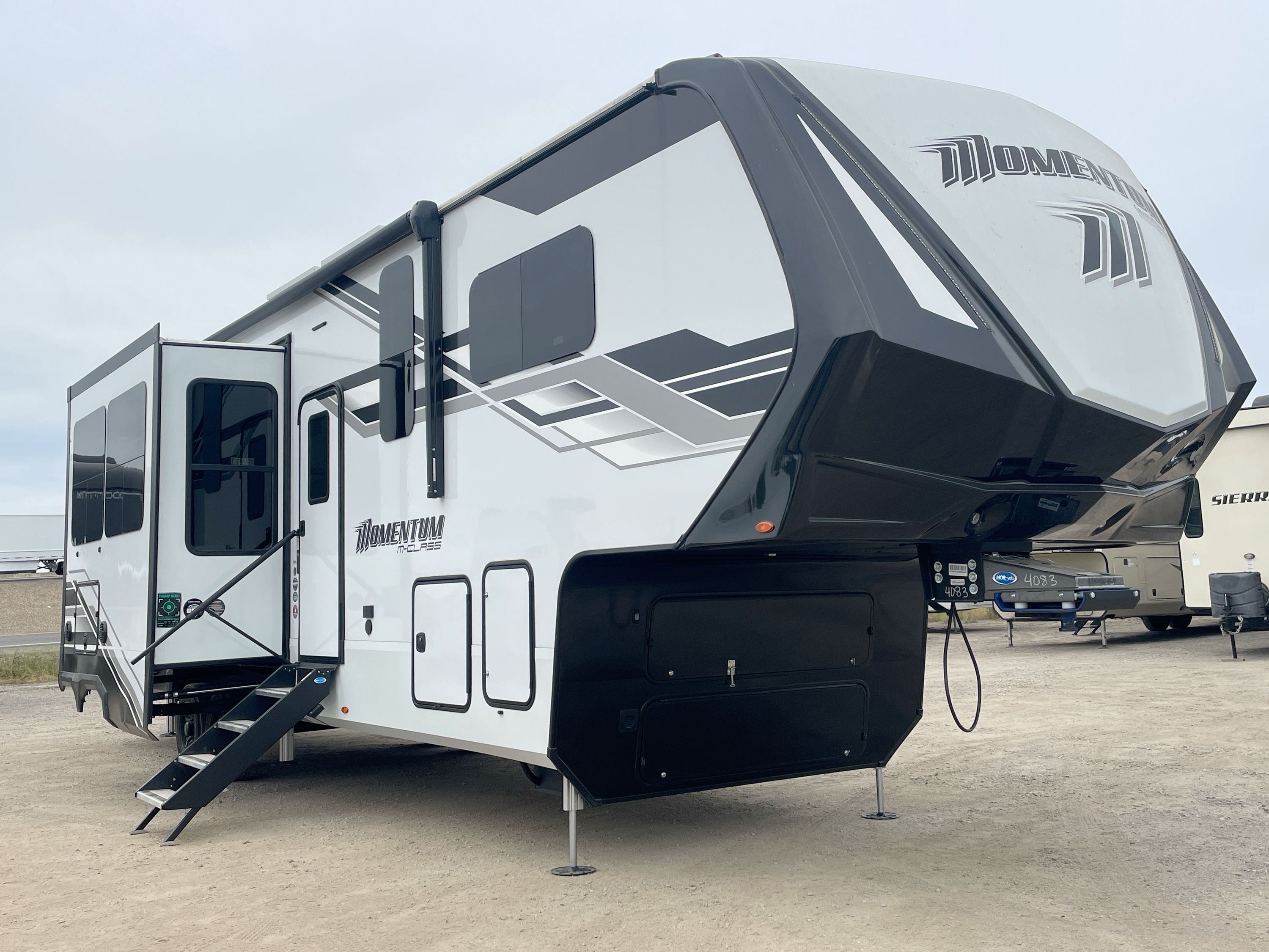 2025 Grand Design MOMENTUM M CLASS 351MS Fifth Wheel Toy Hauler RV