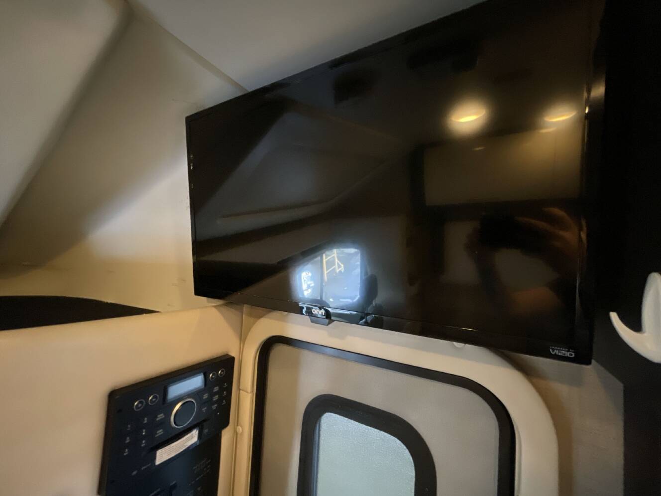 A photo of this 2016 Thor COMPASS 23TR