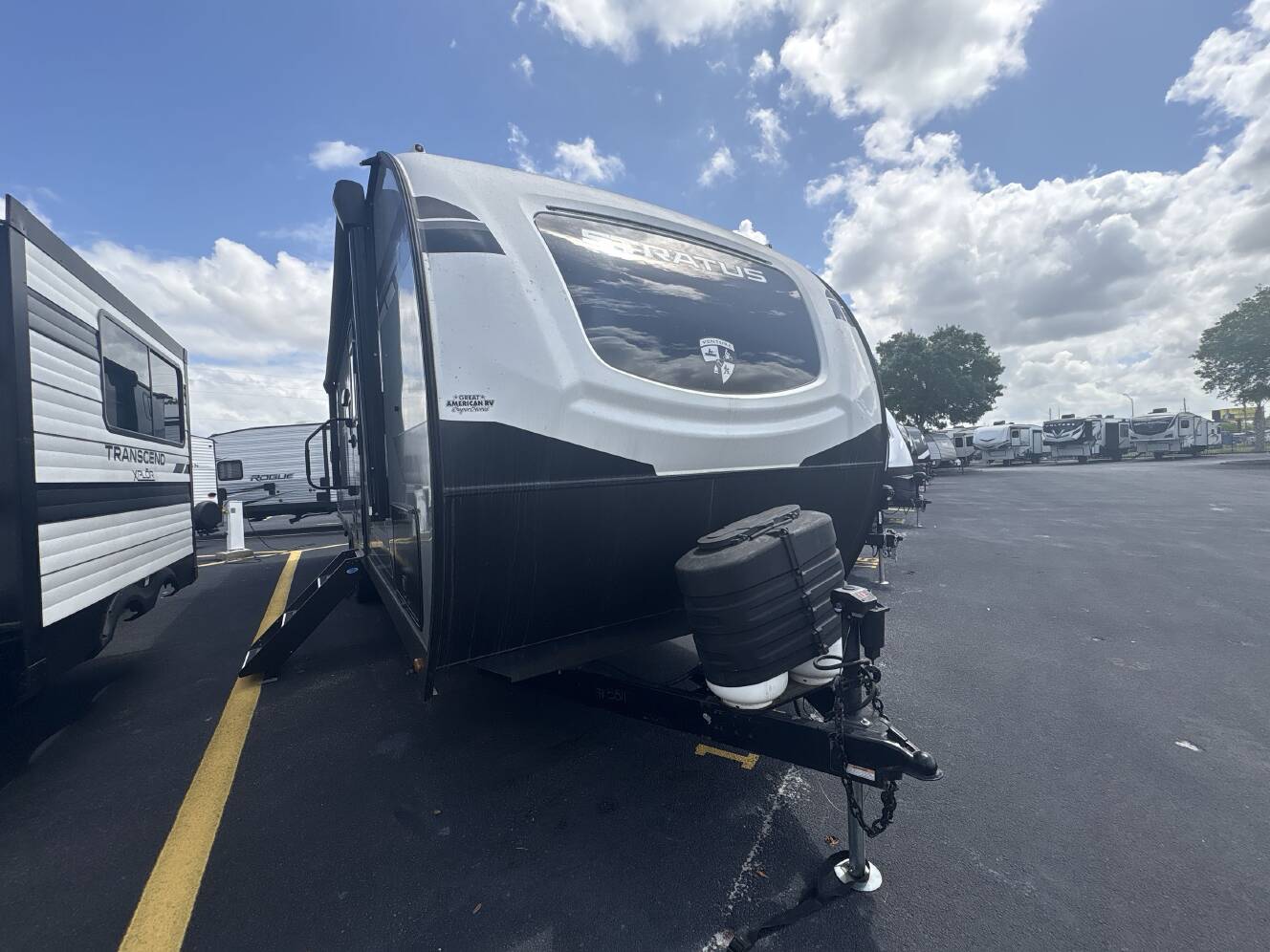 A photo of this 2024 Venture Rv STRATUS 291VQB