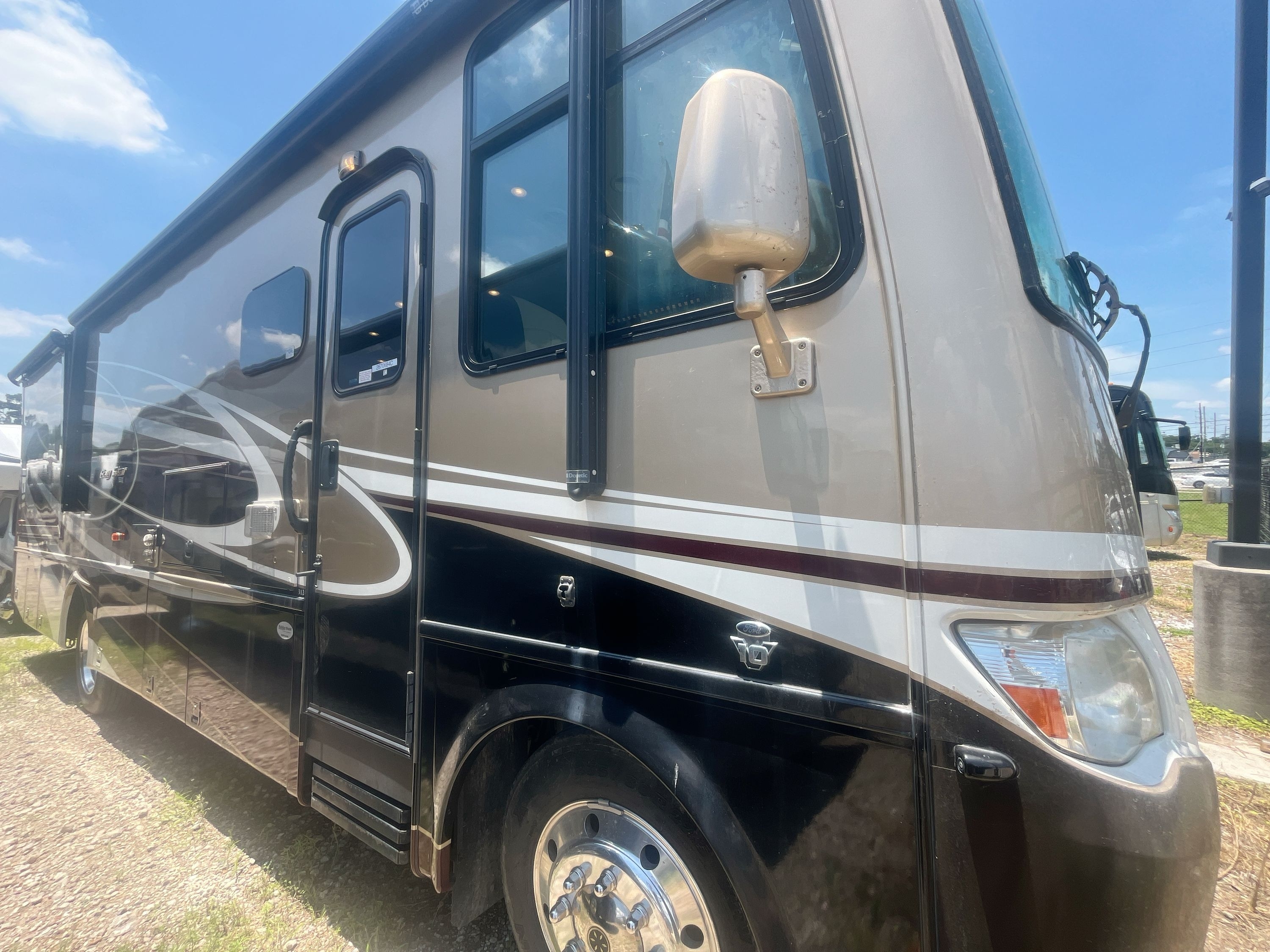 2017 Newmar BAY STAR 3124 in spring TX