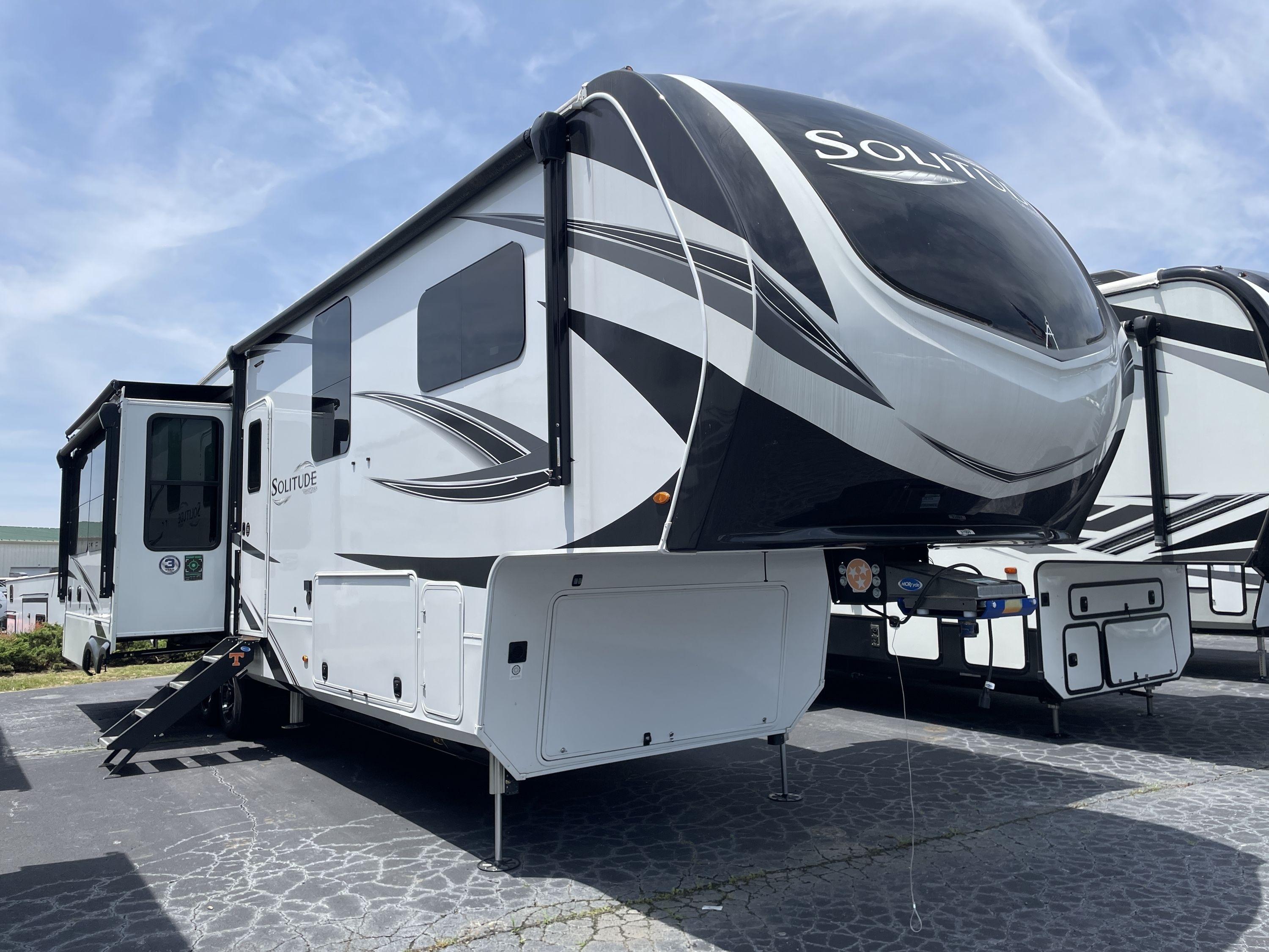 2024 Grand Design SOLITUDE 370DV in hendersonville NC