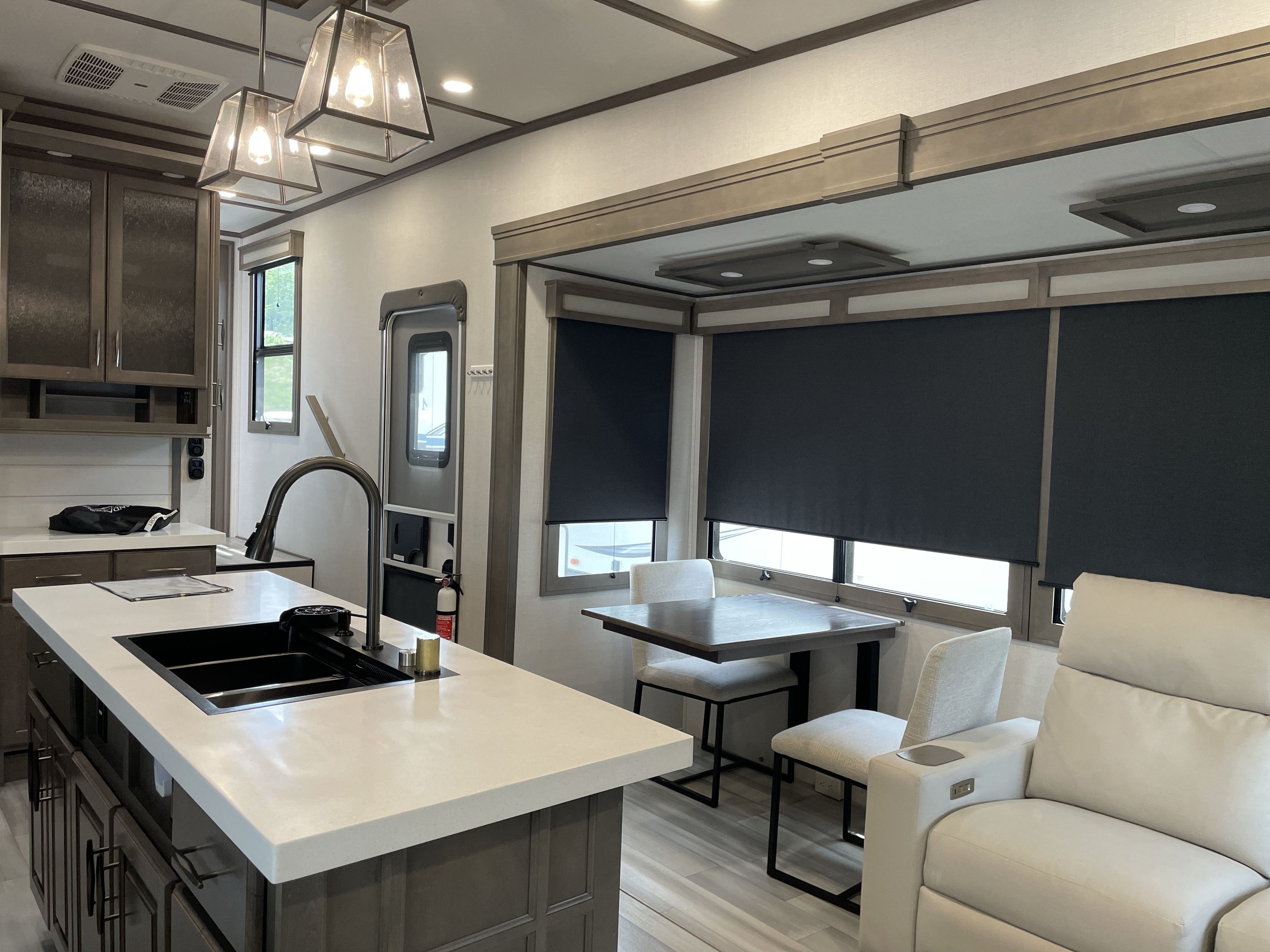 2024 Grand Design SOLITUDE 370DV in hendersonville NC