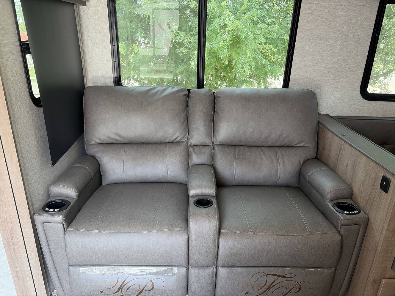 A photo of this 2023 Grand Design IMAGINE 2910BH