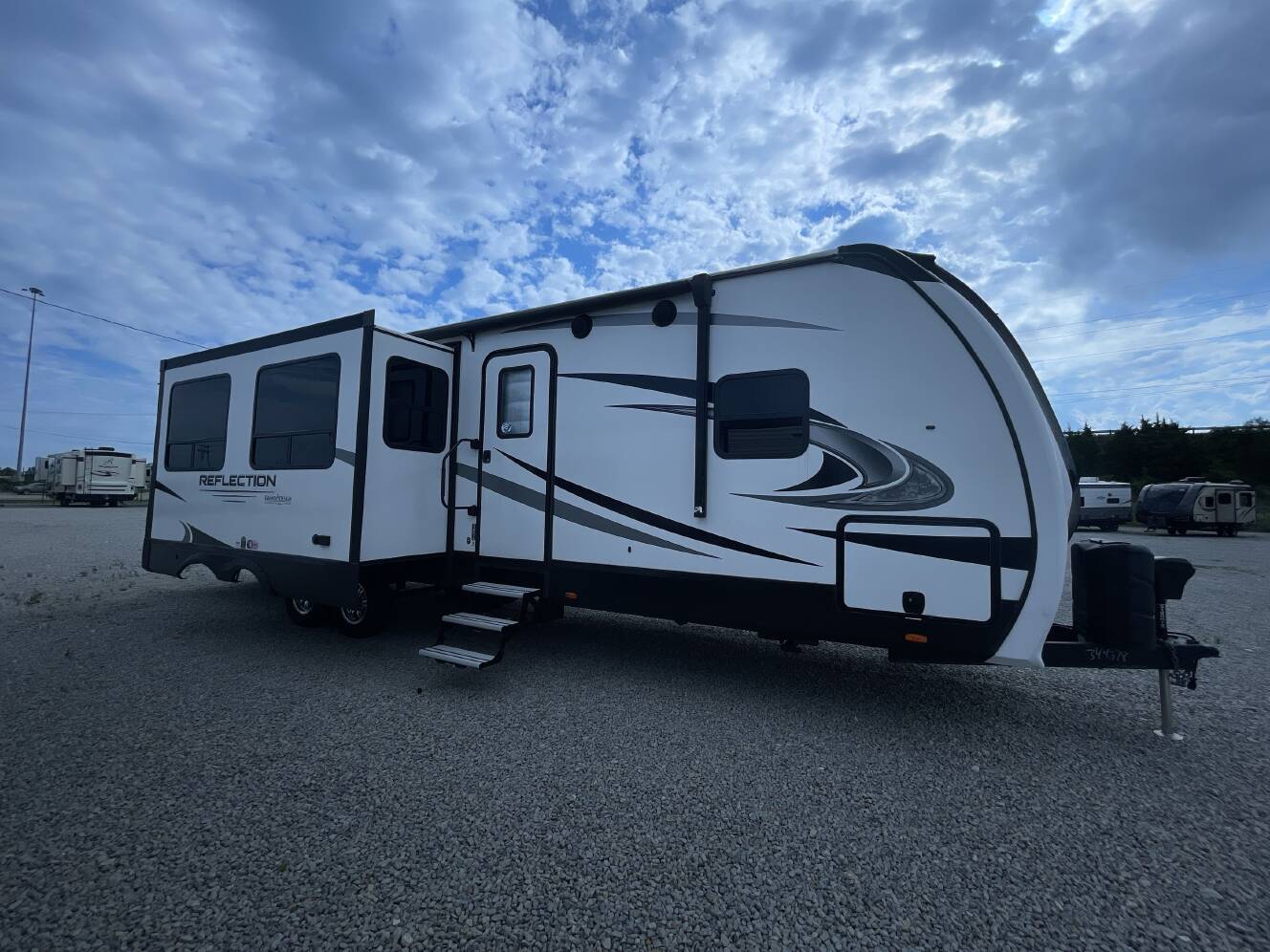 A photo of this 2023 Grand Design REFLECTION 312BHTS