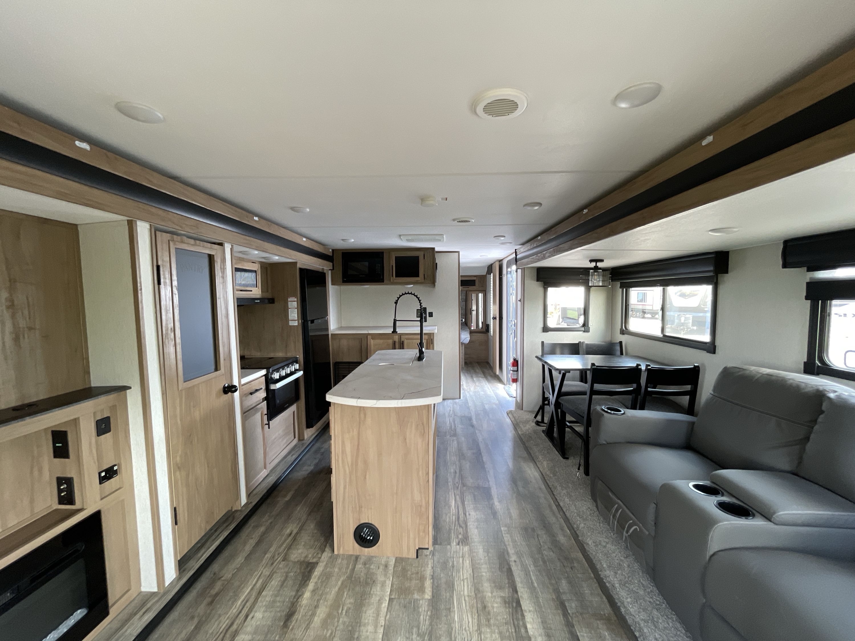 2023 Forest River ALPHA WOLF 26RL-L in breaux bridge LA