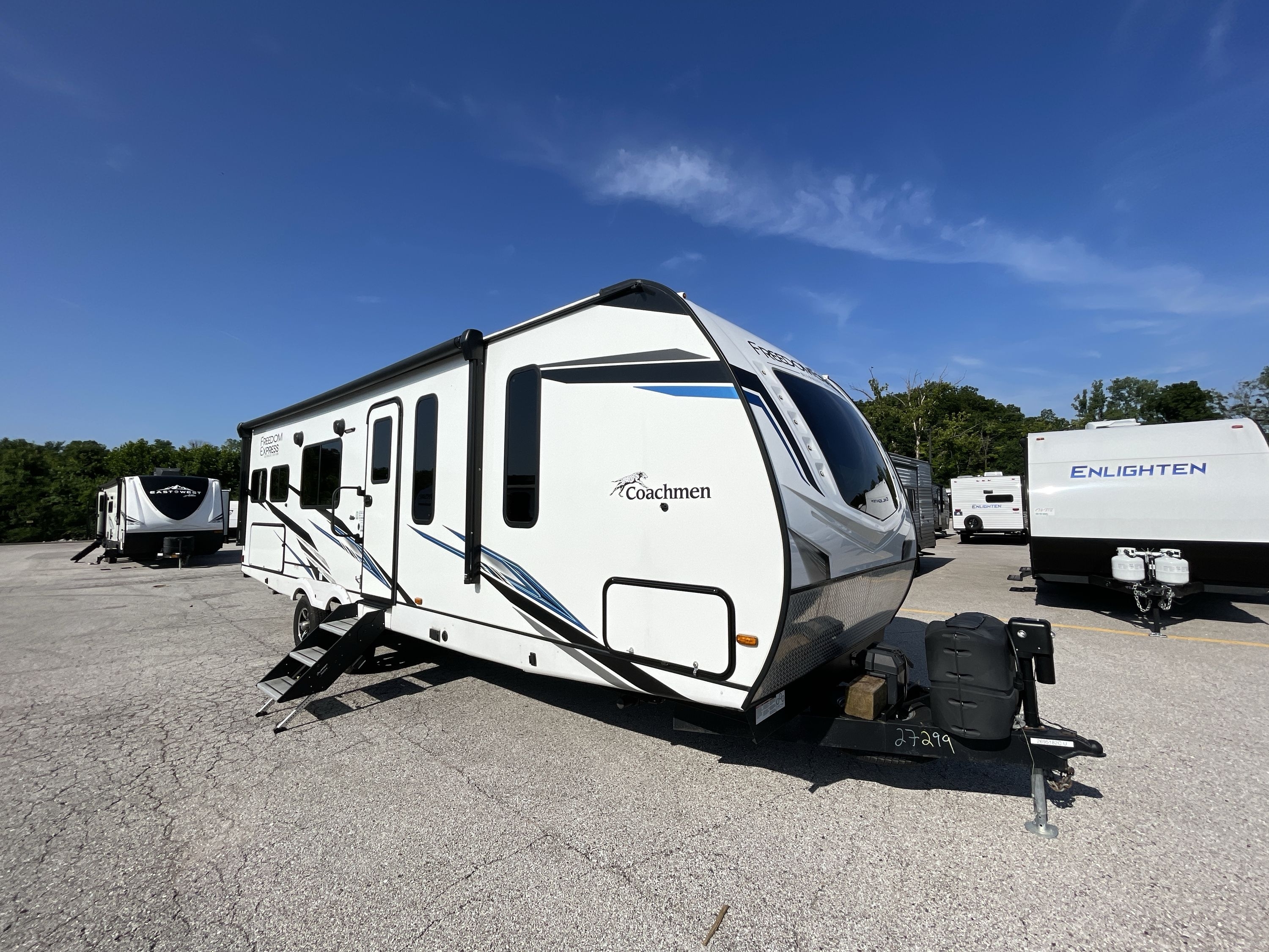 2023 Coachmen FREEDOM EXPRESS ULTRA LITE 274RKS RV