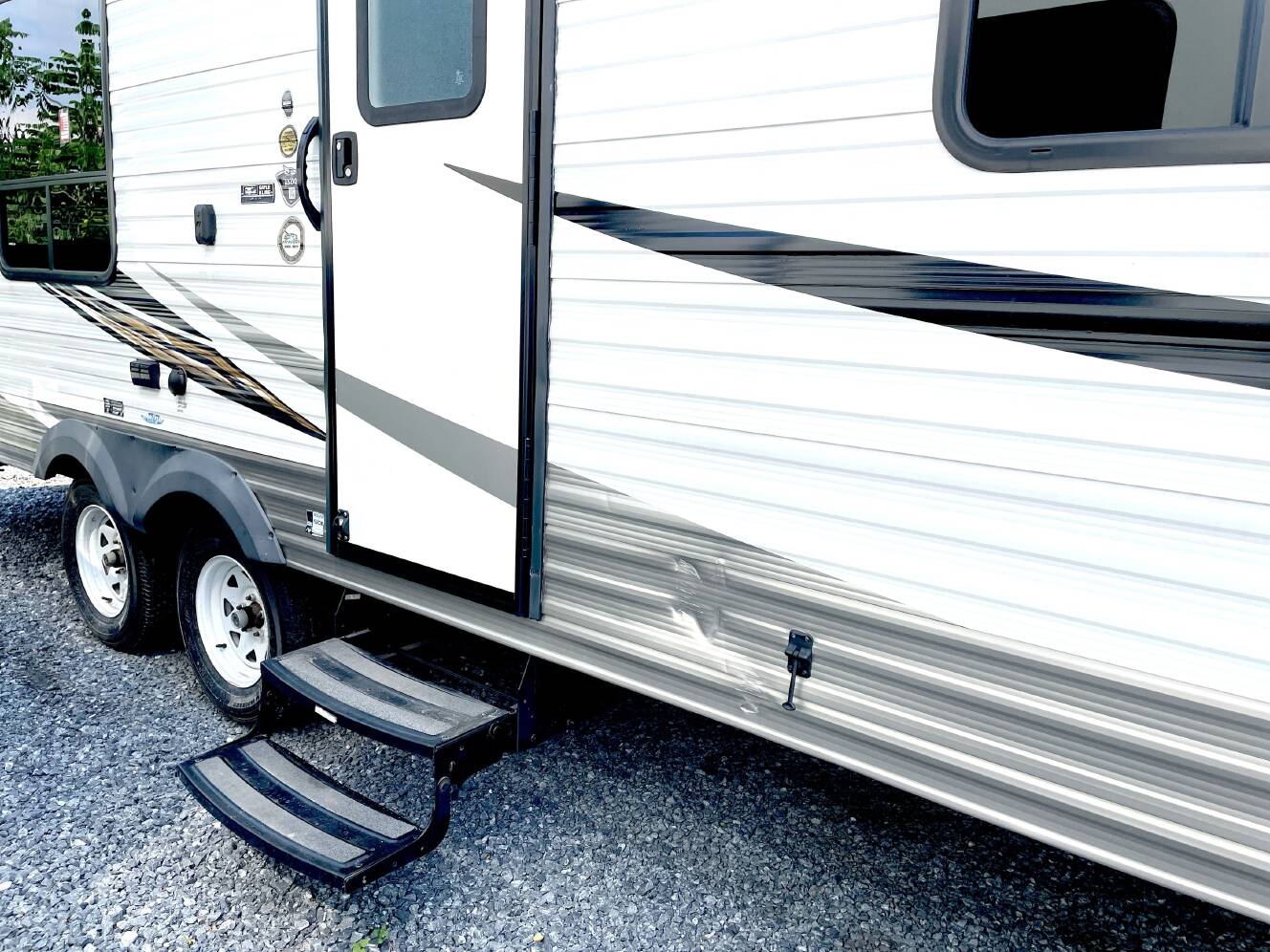 A photo of this 2019 Jayco JAY FLIGHT SLX 232RB