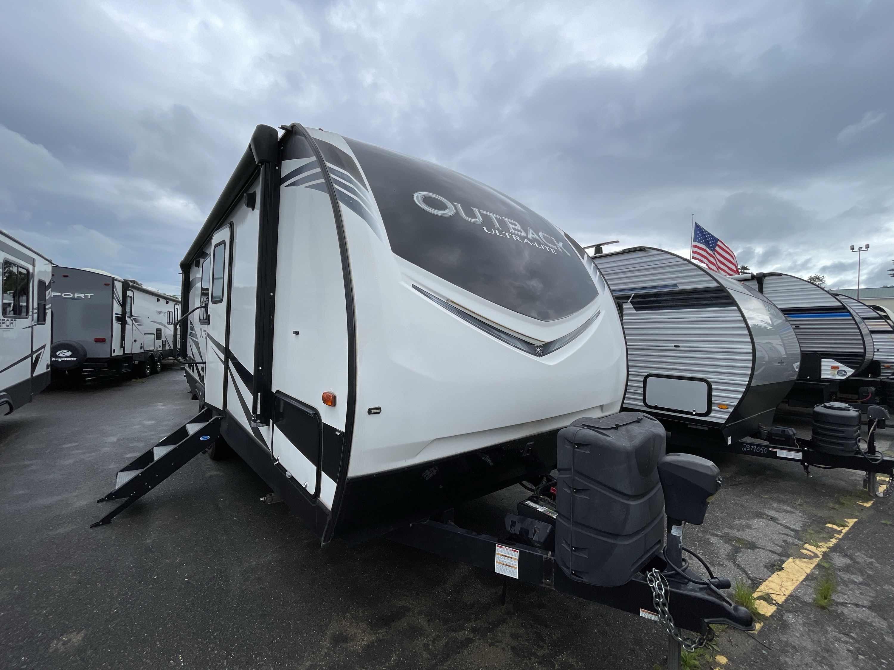 2019 Keystone OUTBACK ULTRA-LITE 221UMD in chichester NH