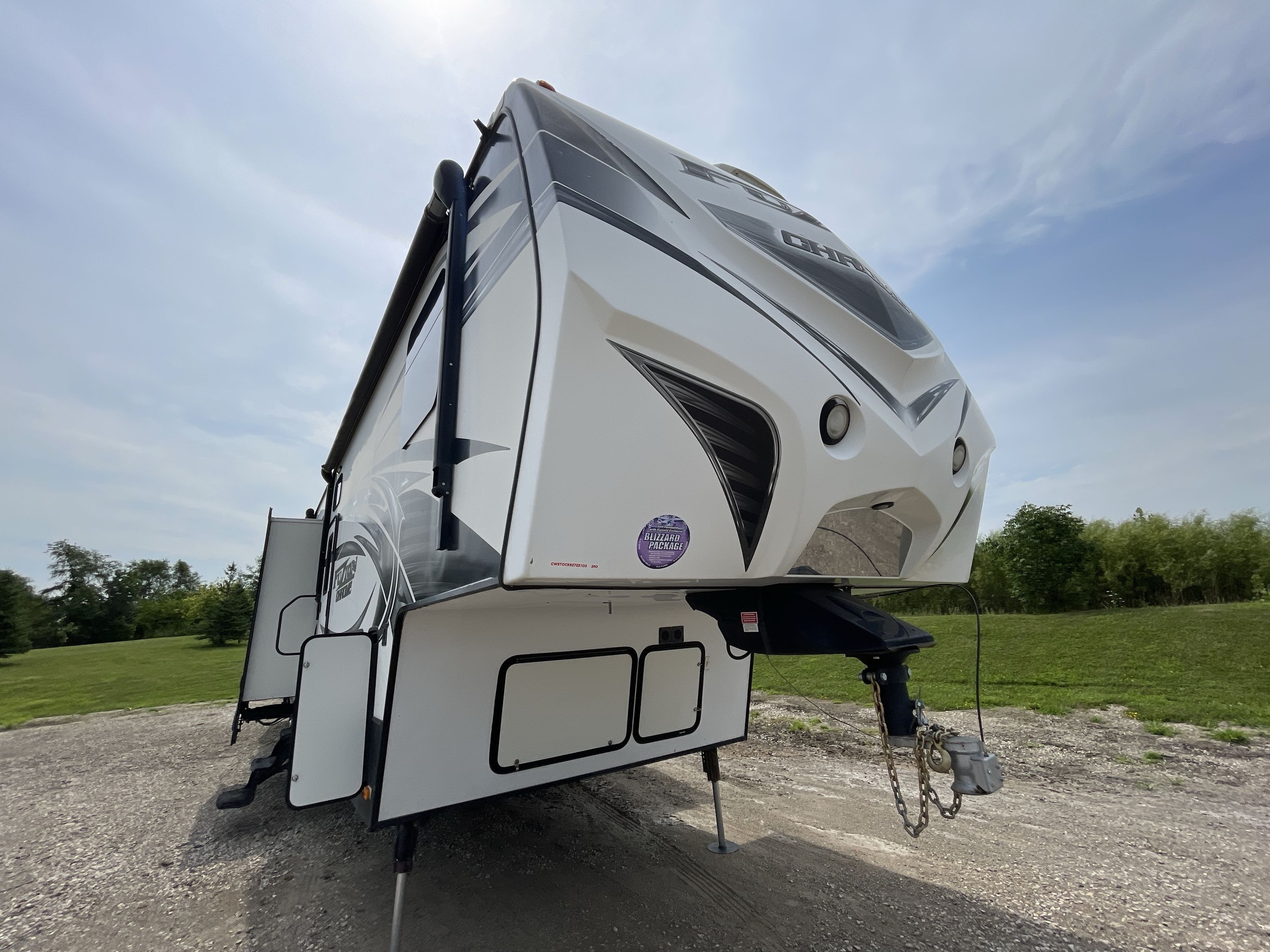 2015 Keystone FUZION 390 Fifth Wheel Toy Hauler RV