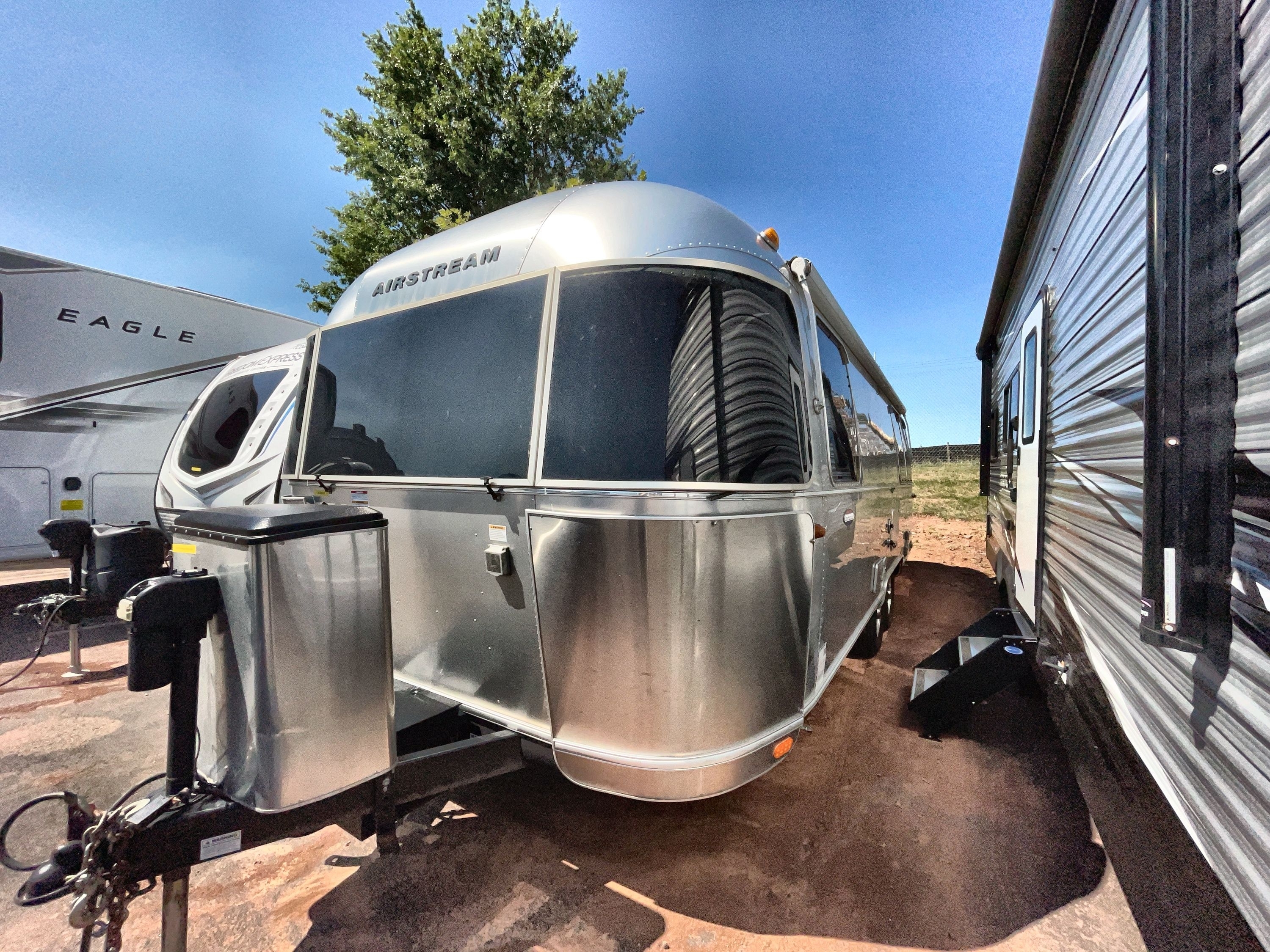 2019 Airstream INTERNATIONAL SERENITY 25FB QUEEN in manassas VA