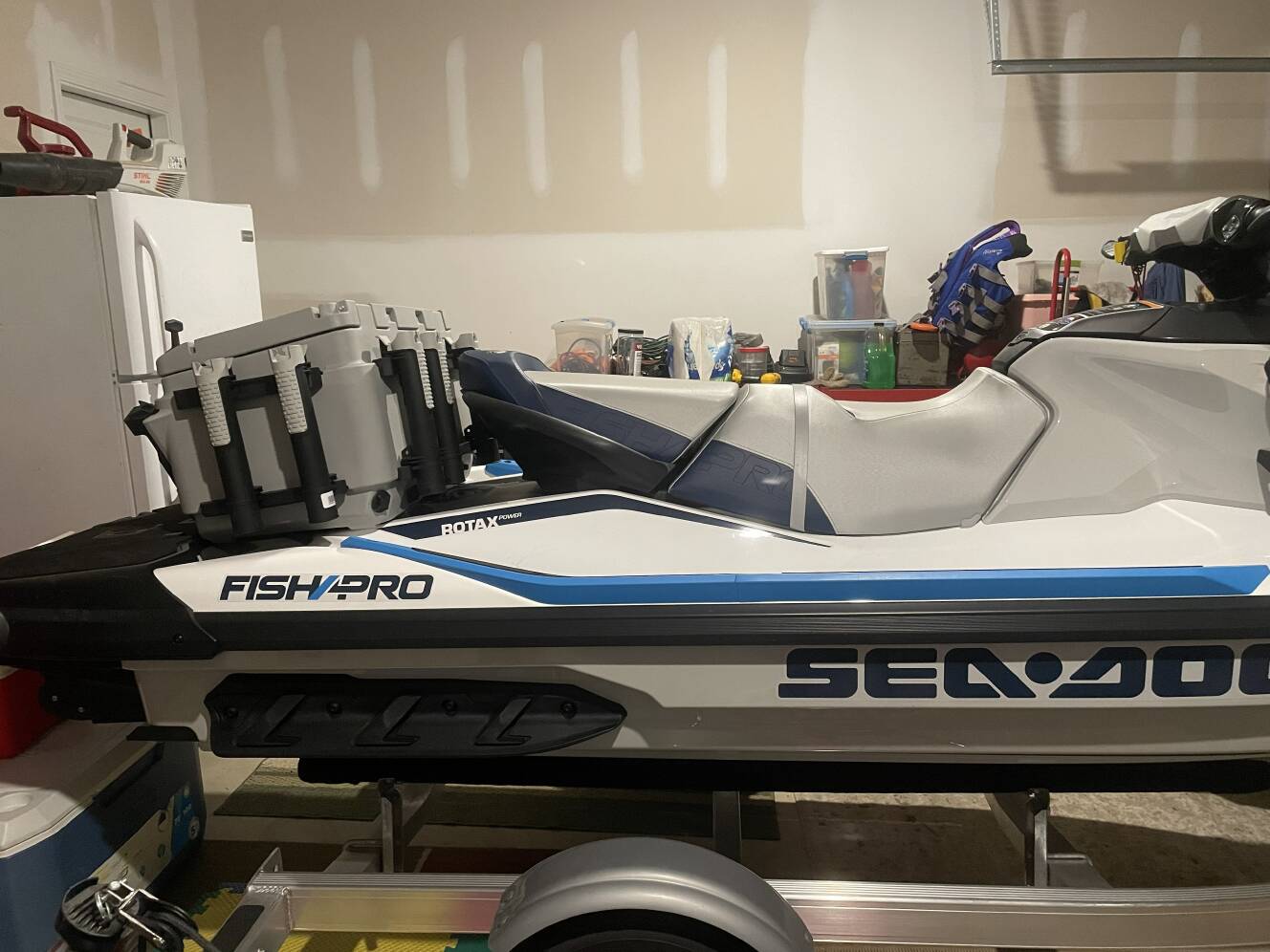 A photo of this 2026 Sea-Doo FISH PRO SPORT 170