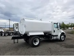 2016 FREIGHTLINER BUSINESS CLASS M2 106