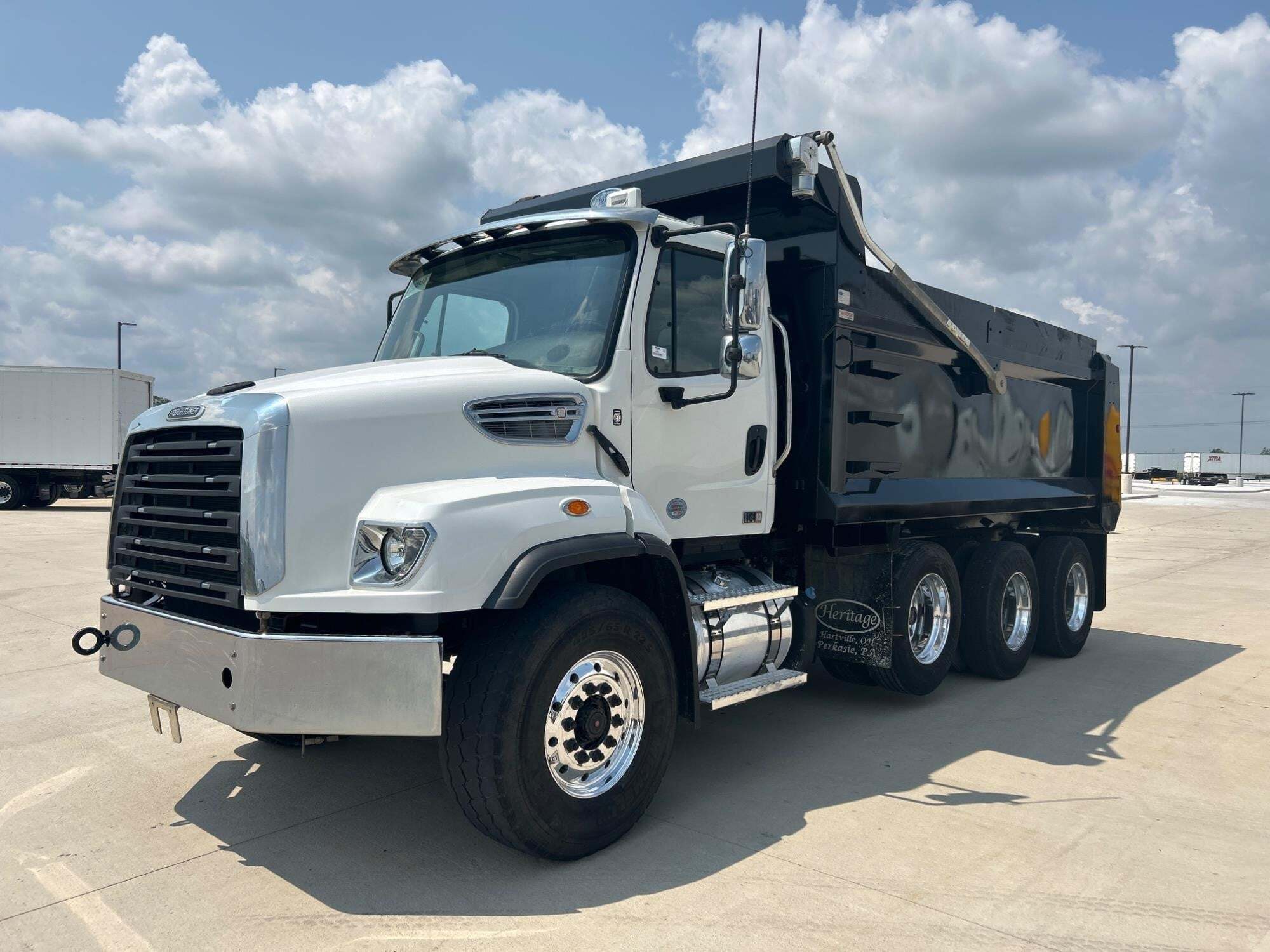 2022 FREIGHTLINER 114 SD in Indianapolis, IN