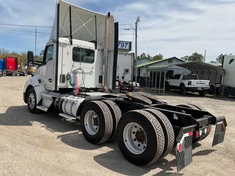 2021 KENWORTH T680
