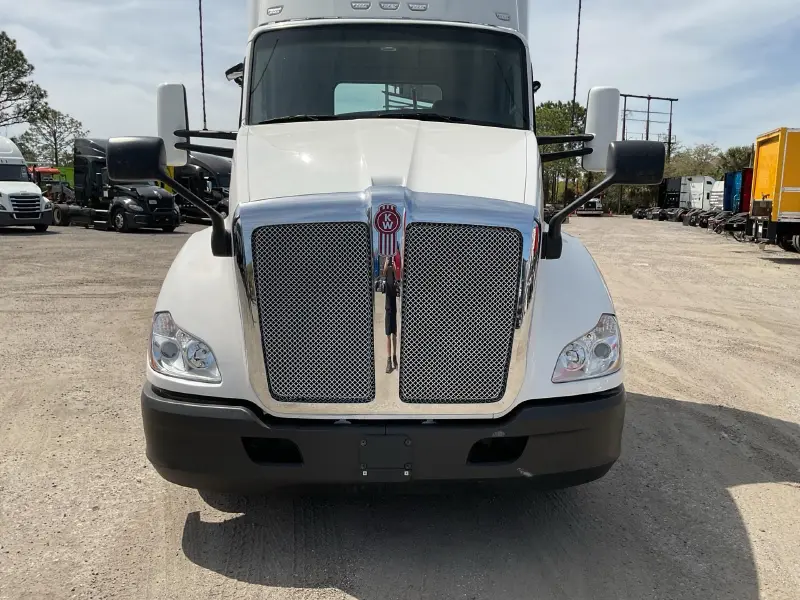 2021 KENWORTH T680