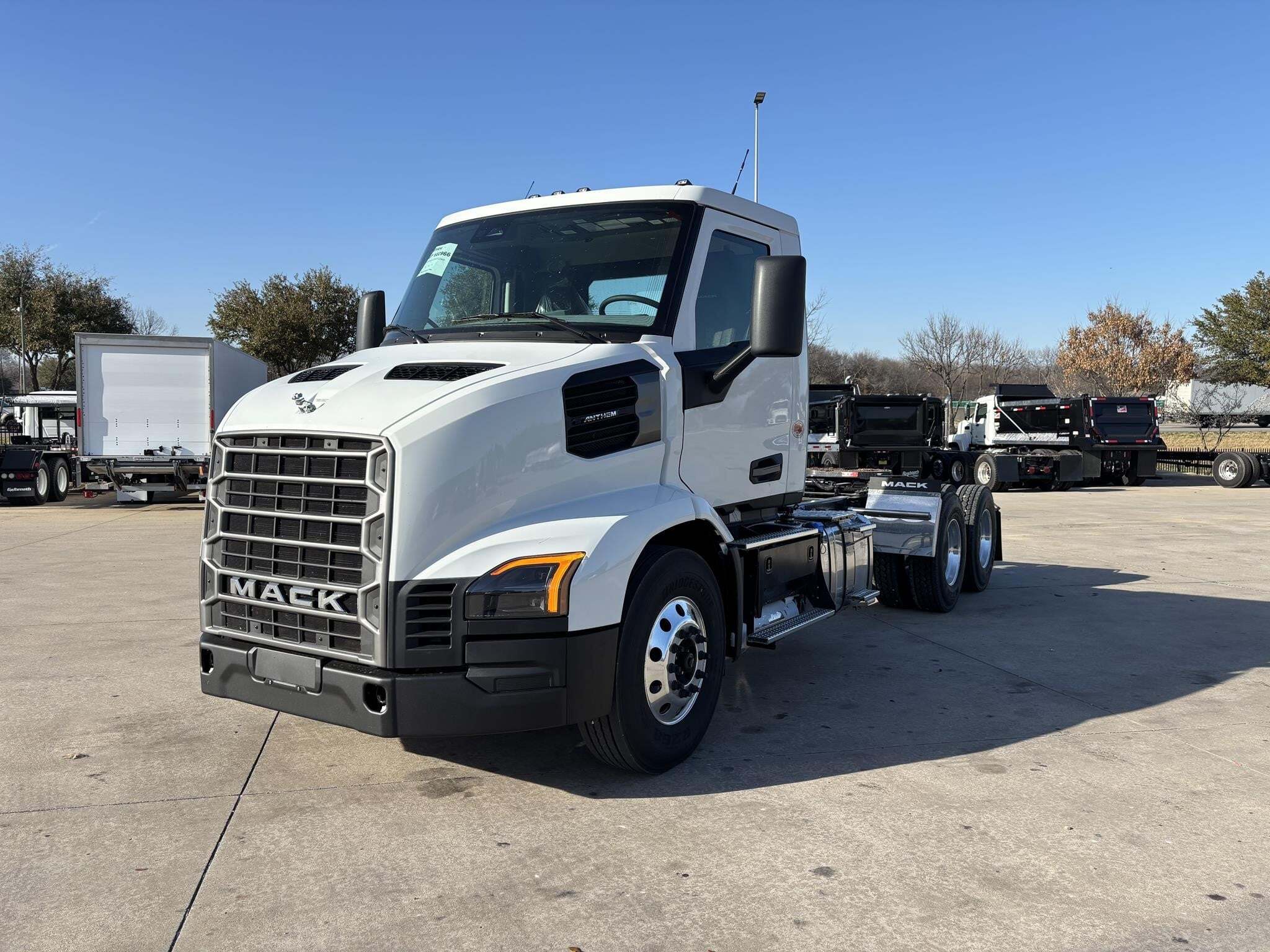 2027 MACK ANTHEM 64T in Dallas, TX