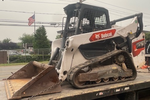 2021 BOBCAT T76 in New Hyde Park, NY