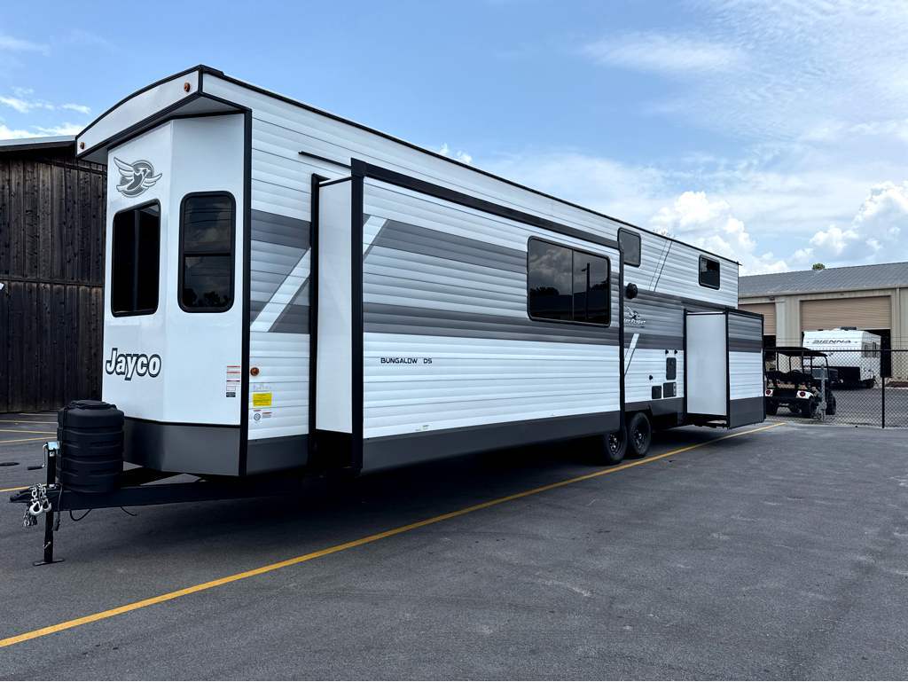 2027 Jayco Jay Flight Bungalow 404LOFT DS in hattiesburg MS